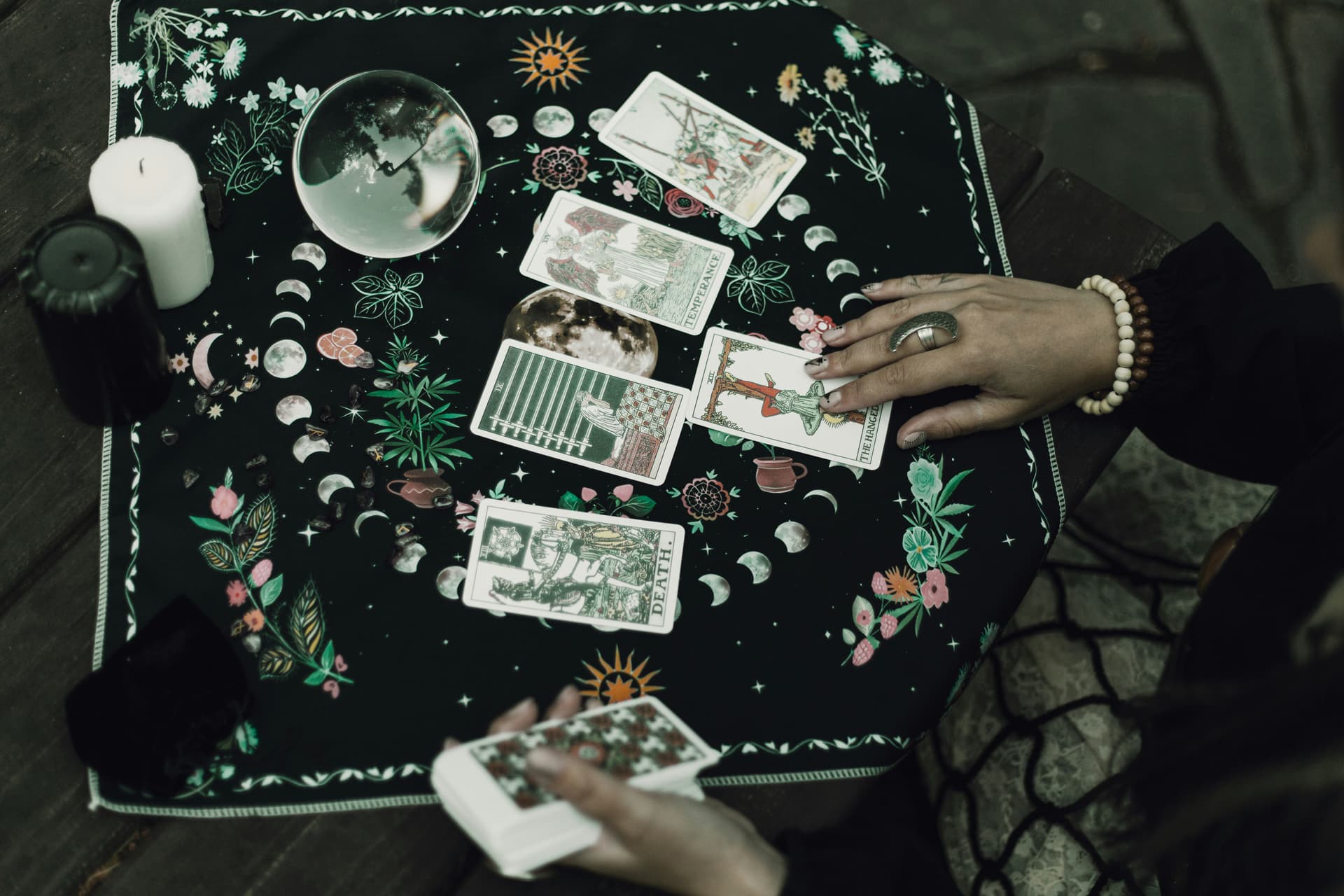 Spiritual consultation setting